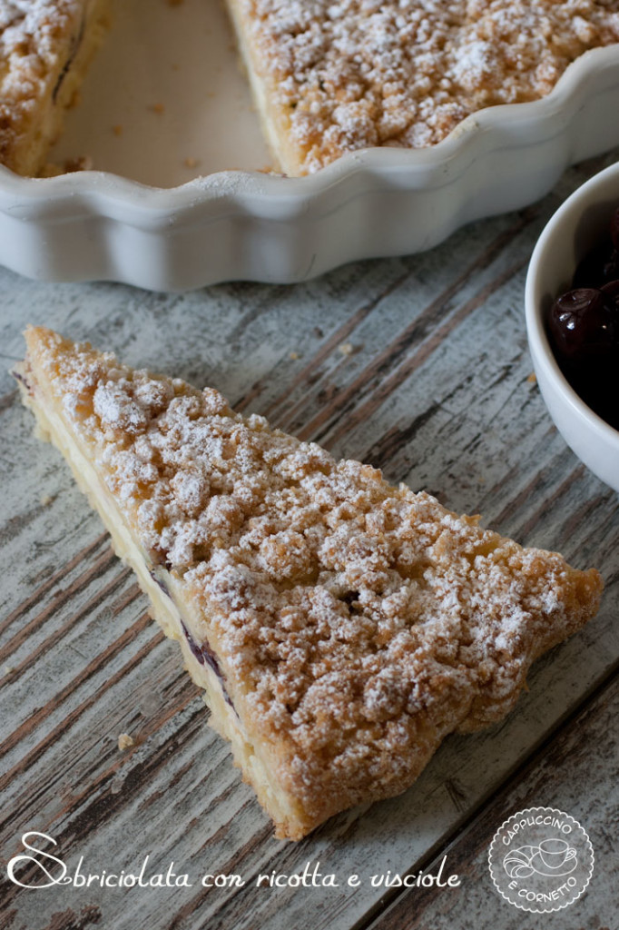 sbriciolata ricotta e visciole