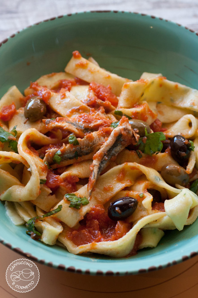 pappardelle con alici e olive taggiasche