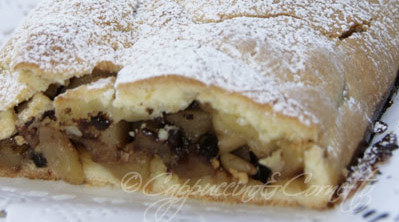 Strudel di mele e gocce di cioccolato