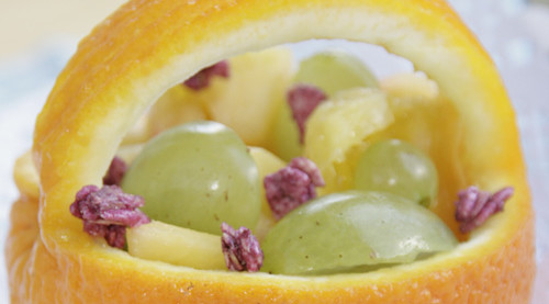 Cestini di arancia con crema pasticciera e macedonia autunnale