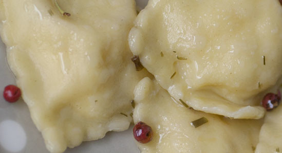 Ravioli al salmone