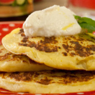 Pancakes di patate con ricotta al profumo di menta