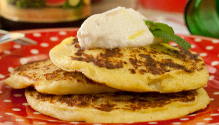 Pancakes di patate con ricotta al profumo di menta