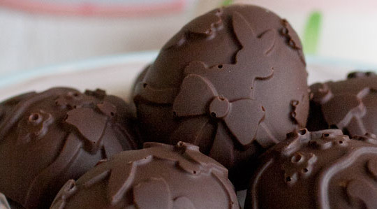 Cioccolatini con ripieno di crema ai pistacchi