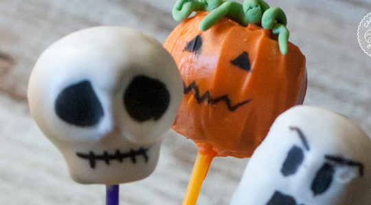 Halloween cake pops