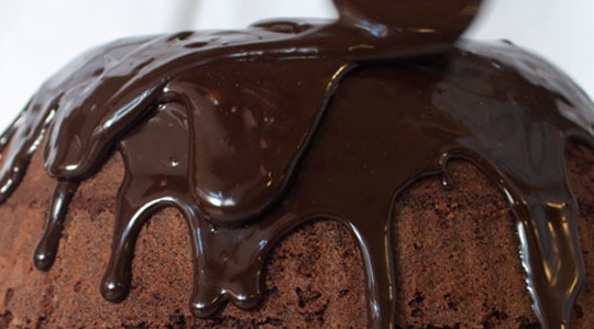 Ciambellone al cioccolato e panna