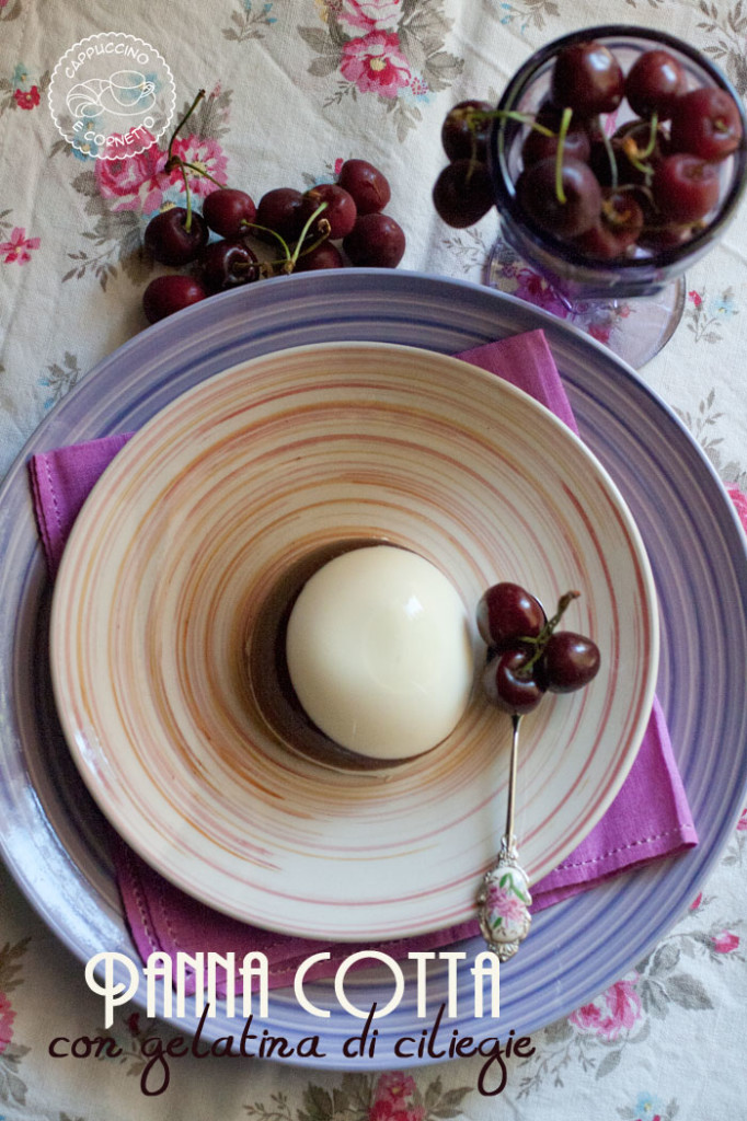 pannacotta con gelatina di ciliegie
