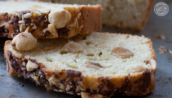 Banana Bread con nocciolata e nocciole