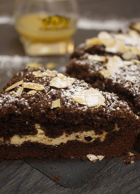 Sbriciolata al cacao con crema di ricotta al vov e gocce di cioccolato