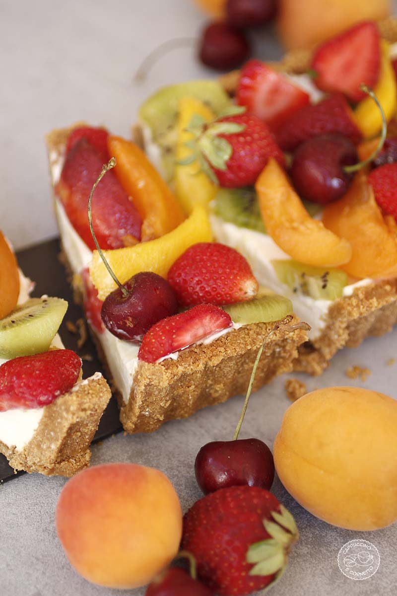 Crostata_senza_cottura_con_frutta_fresca